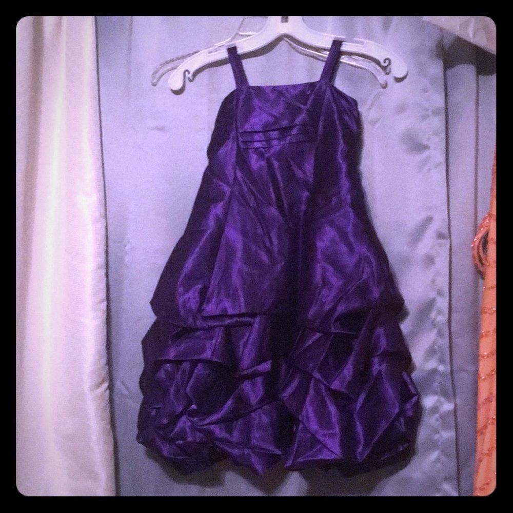 Little girl dress excellent condition